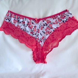 NWTBrazilian 🔥Style  Women’s Pretty Sexy Floral Spandex Lace Cheek Panty  Large